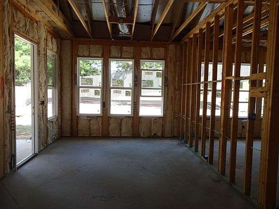 4th image of 503 Camden Hall Dr