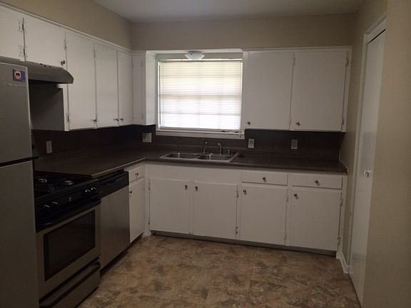 5th image of 524 Pine St
