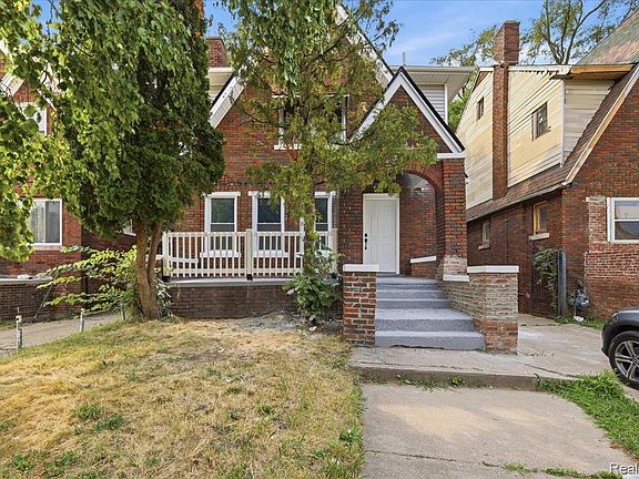 3rd image of 3281 Waverly St