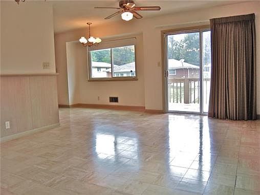 4th image of 1710 NE 67th Pl