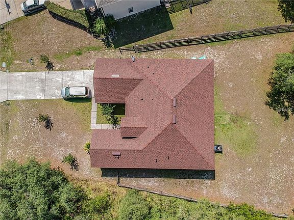 5th image of 1733 Pompano Dr