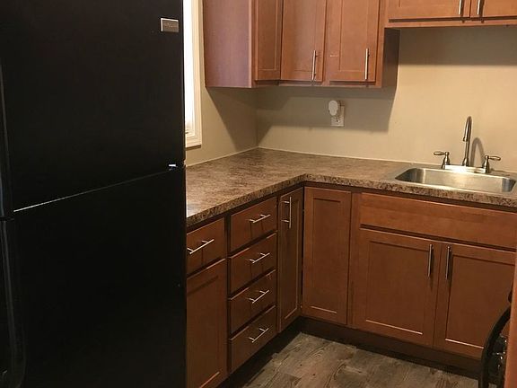 4th image of 9229 Corregidor Ave
