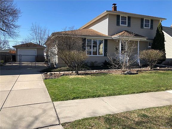 2nd image of 203 Abbington Ave