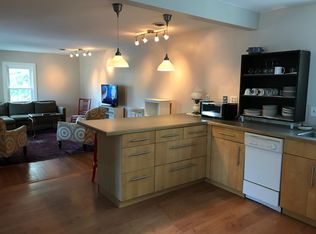 106 Clinton St FLOOR 2, Saratoga Springs, NY 12866