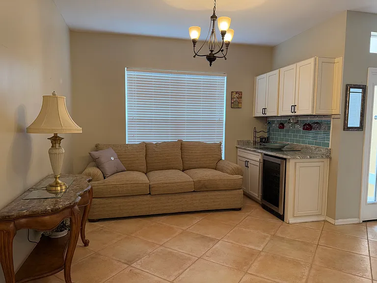 8116 Breton Cir — Photo 2