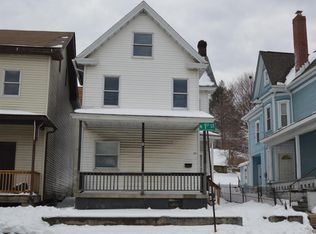 322 N 1st St, Lehighton, PA 18235