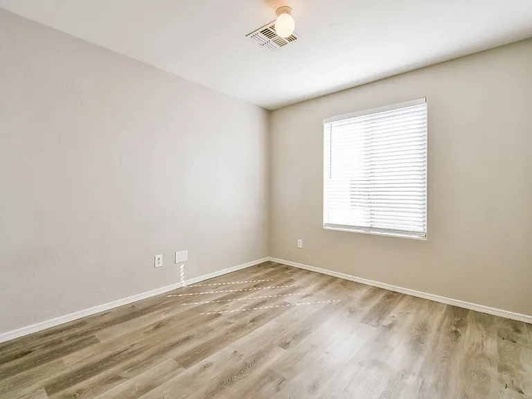 383 W Welsh Black Cir — Photo 11