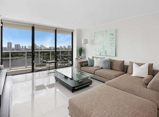 3675 N Country Club Dr APT 1706, Aventura, FL 33180