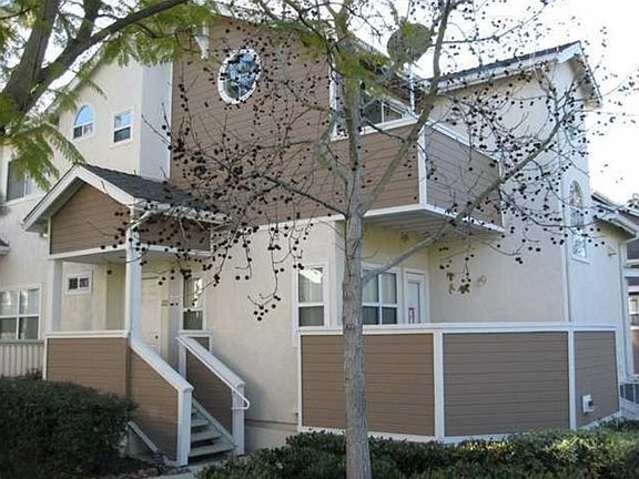 2nd image of 9960 Scripps Vista Way Unit 122