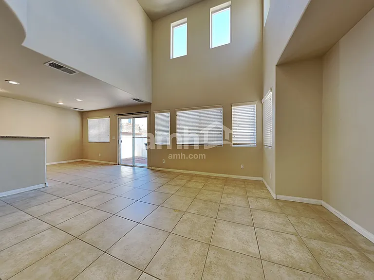10427 Sweet Juliet St — Photo 9