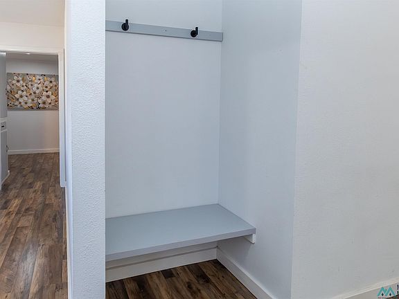 4th image of 1308 W Luckey St