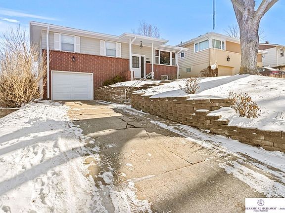3rd image of 1925 S 51st Ave