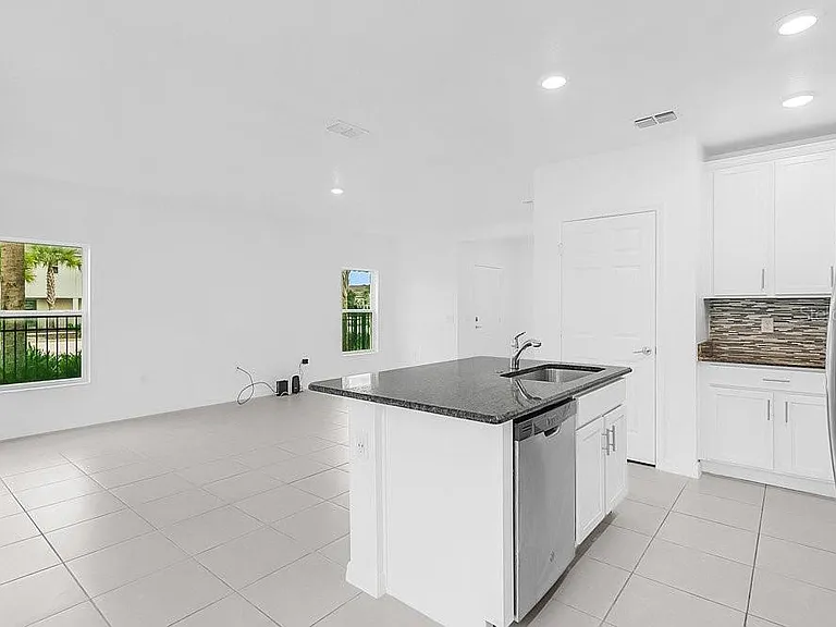 3401 Beau Rd — Photo 8
