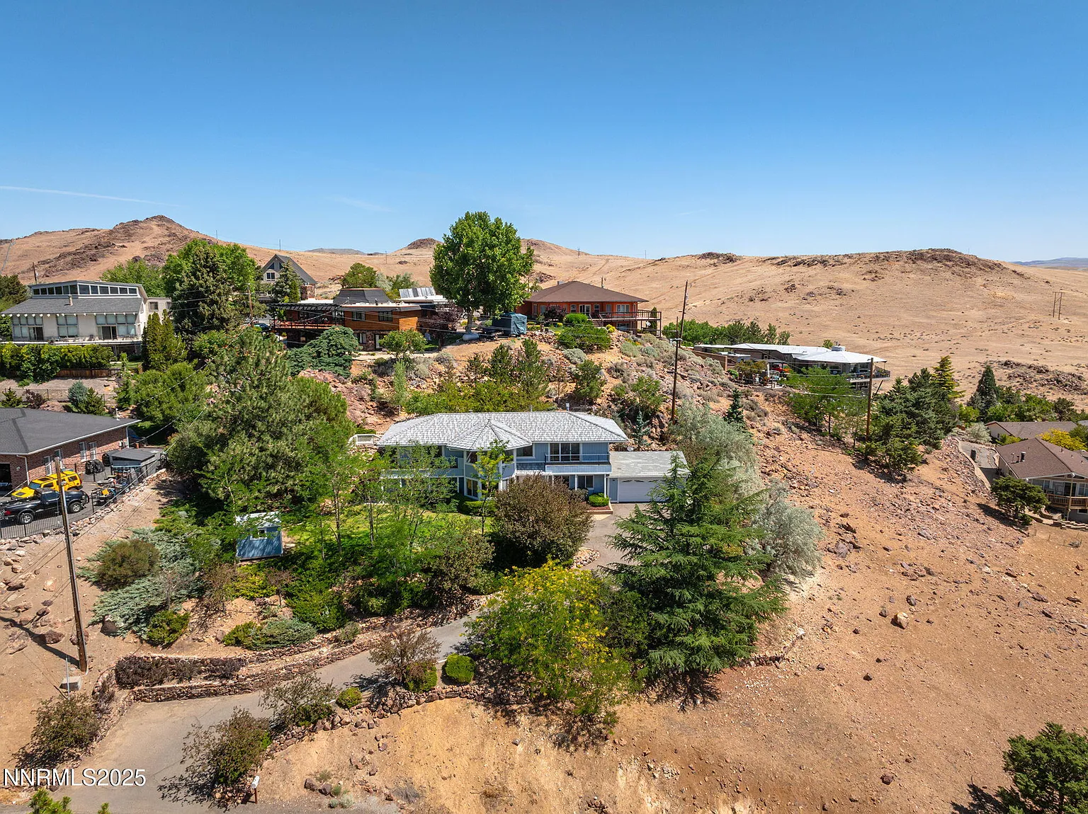 5525 Point View Way photo 1