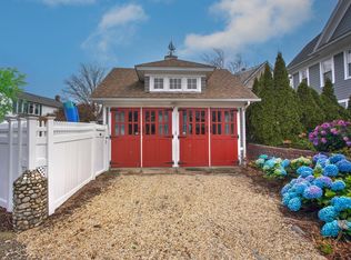 105 Homestead Ave, Bridgeport, CT 06605