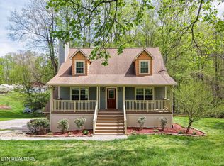 3216 Shellbark Dr, Powell, TN 37849