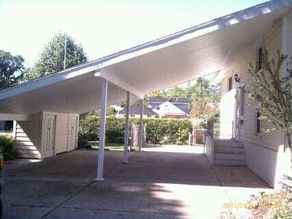 4th image of 17041 Arlington Ave