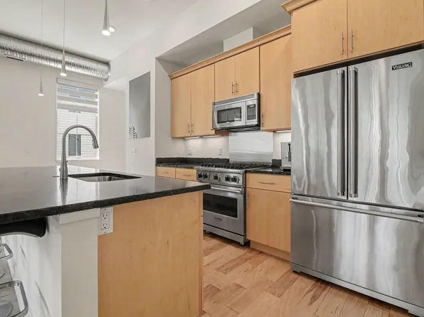 410 N 1st St #203, Ann Arbor, MI 48103