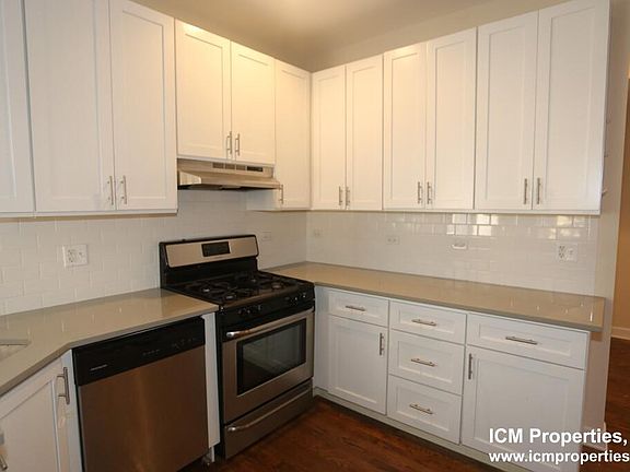 4th image of 1829 W Leland Ave APT 3B