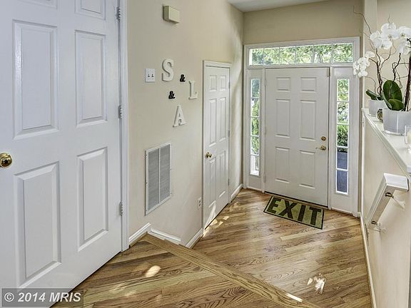 2nd image of 29 Vanderbilt Ct