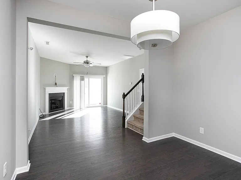 129 Churment Ct — Photo 4