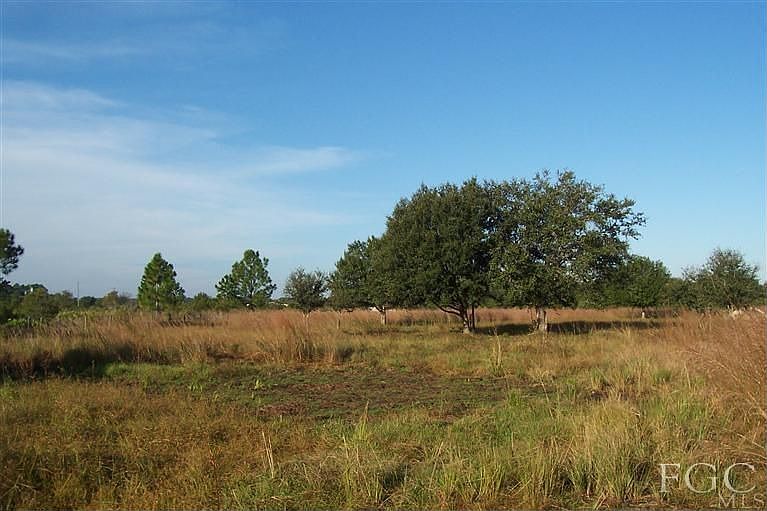 2nd image of 1099 S Charolais Rd