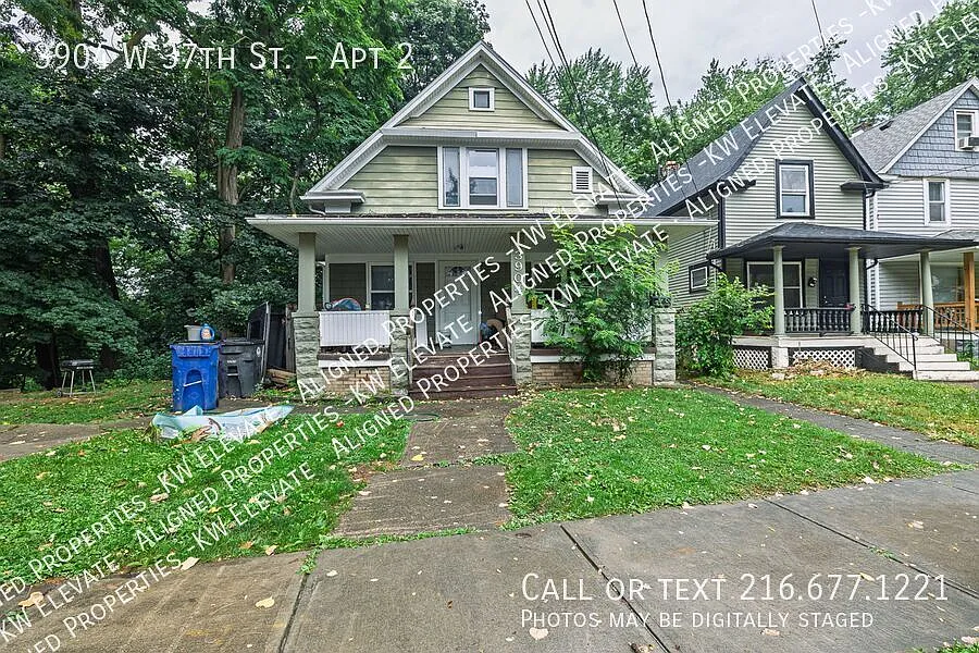 Take a look at this 3 bedroom duplex! — Photo 2