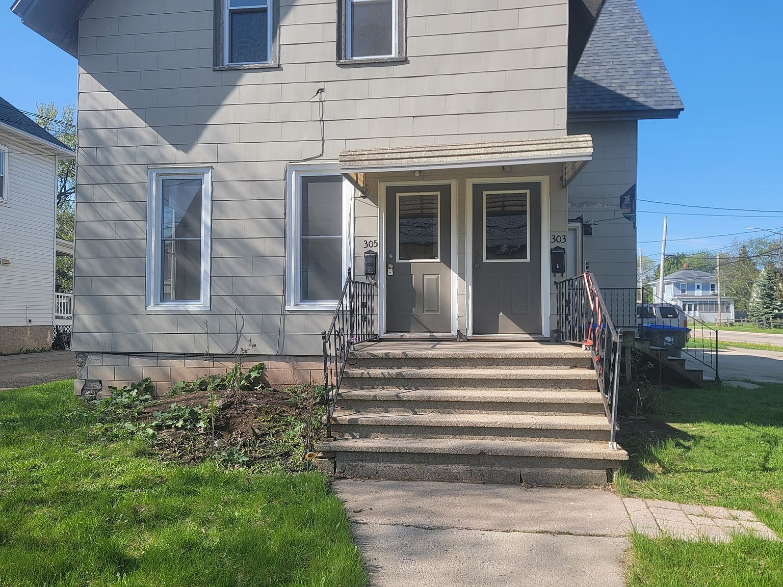 305 E Doty Ave, Neenah, WI 54956 Zillow