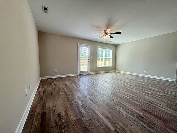 5th image of 8103 King Rd