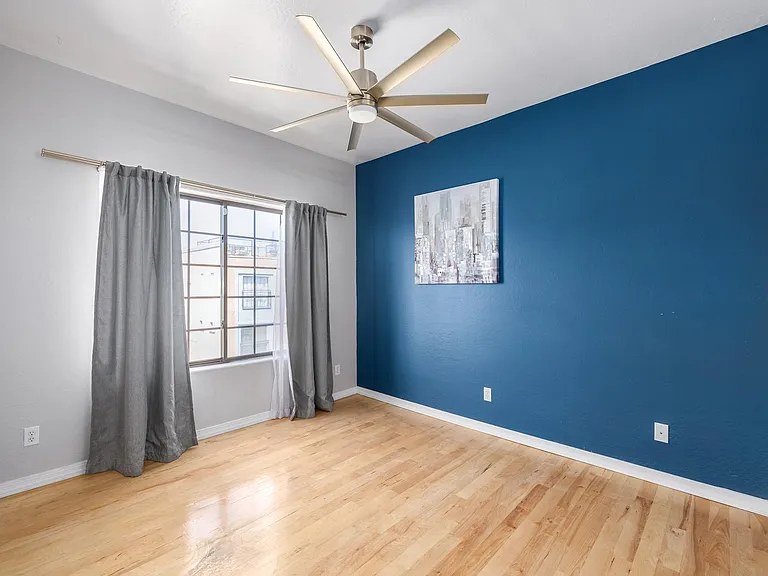 3435 E Lance Ln — Photo 23
