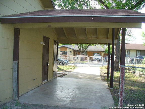3rd image of 8406 Sweet Maiden St