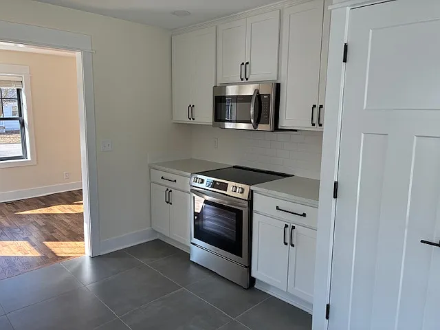 465 Union St — Photo 11
