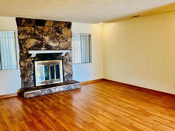 4th image of 7578 Paisley Ave