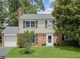 6819 Ben Franklin Rd, Springfield, VA 22150