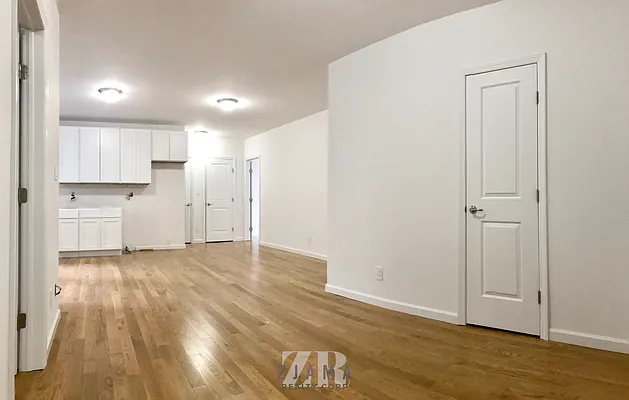 Rented by Zjama Realty Corp | media 2