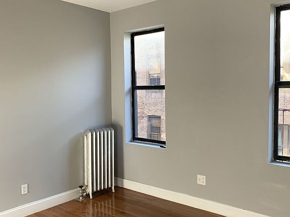 4th image of 48 Saint Nicholas Pl APT 54