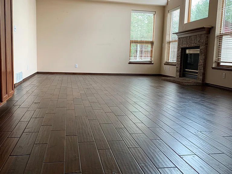 740 Maroonglen Ct — Photo 4