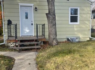 801 18th St NW, Minot, ND 58703