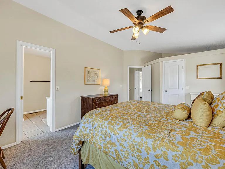 1443 Chesham Cir — Photo 18