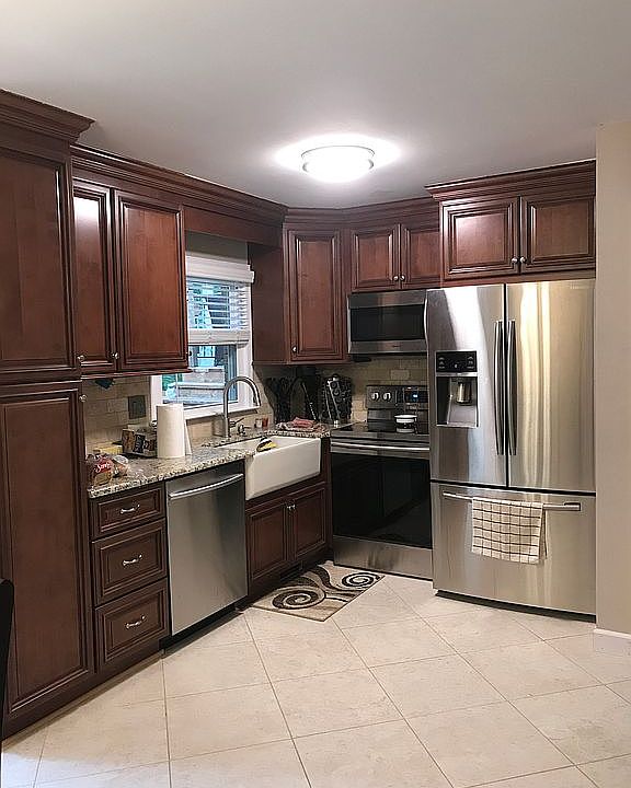 1st image of 1722 Pioneer Dr