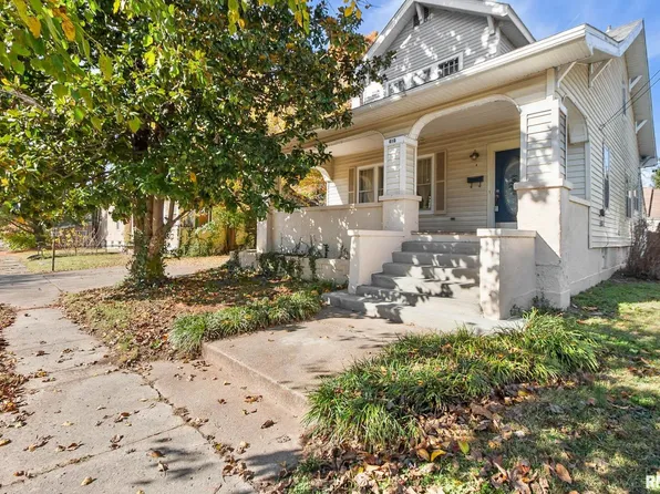 410 E Allen Ave, Marion, IL 62959
