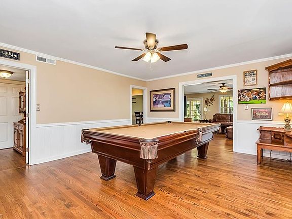 5th image of 404 Baymount Dr