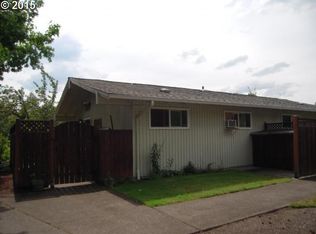 2110 W 14th Ct, Eugene, OR 97402