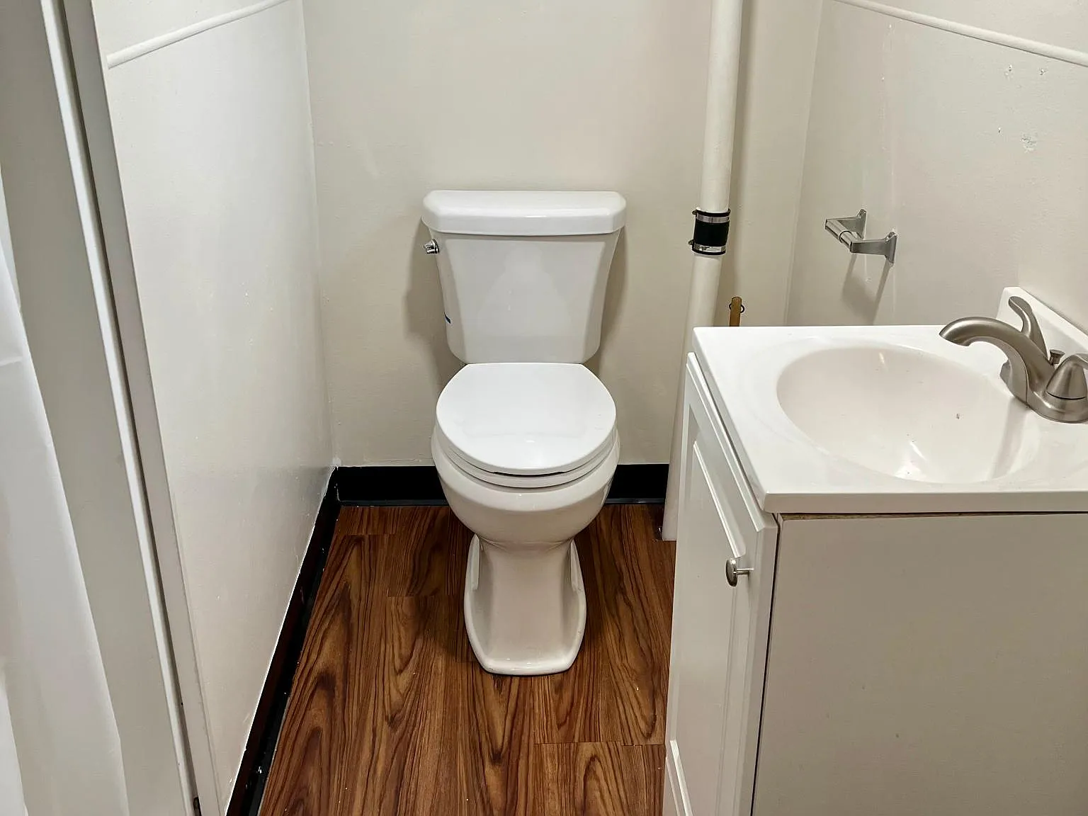 2 bed, 900 sqft, $925 — Photo 3