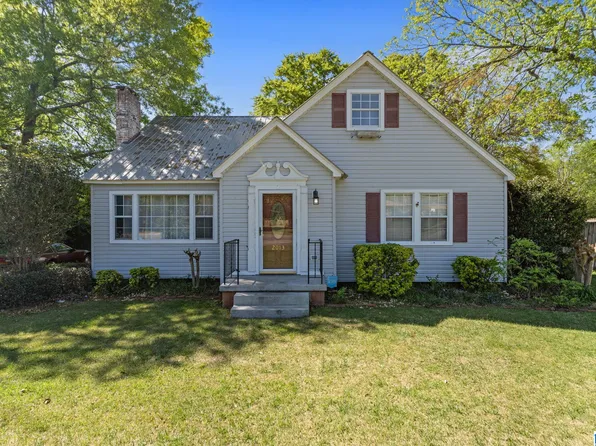 2013 2nd Ave N, Clanton, AL 35045