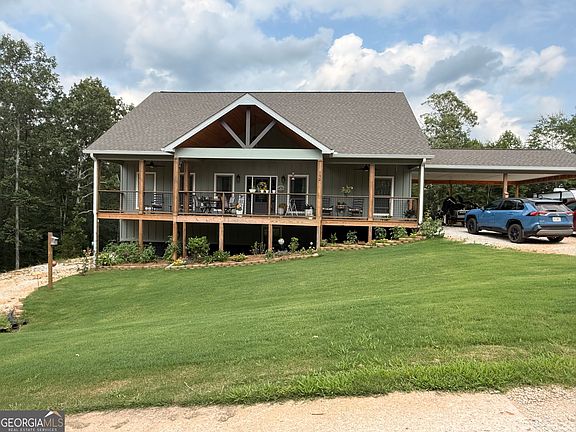 3rd image of 192 Mandy Dr
