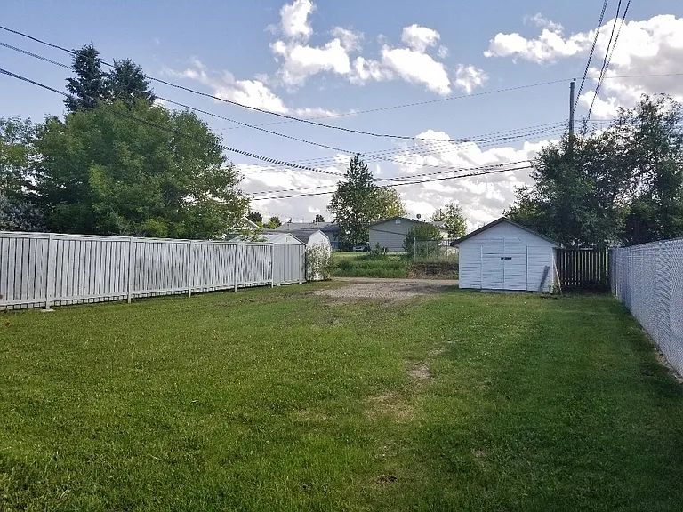 6017 52nd Ave #B — Photo 7