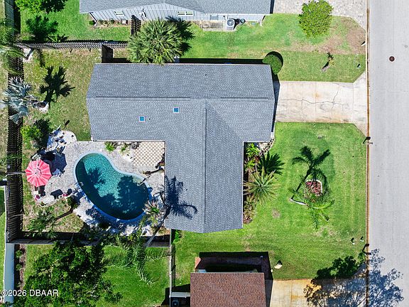 3rd image of 1405 Overbrook Dr