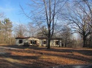 4828 Five Lakes Rd, North Branch, MI 48461