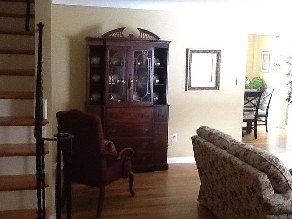 Entry to living room